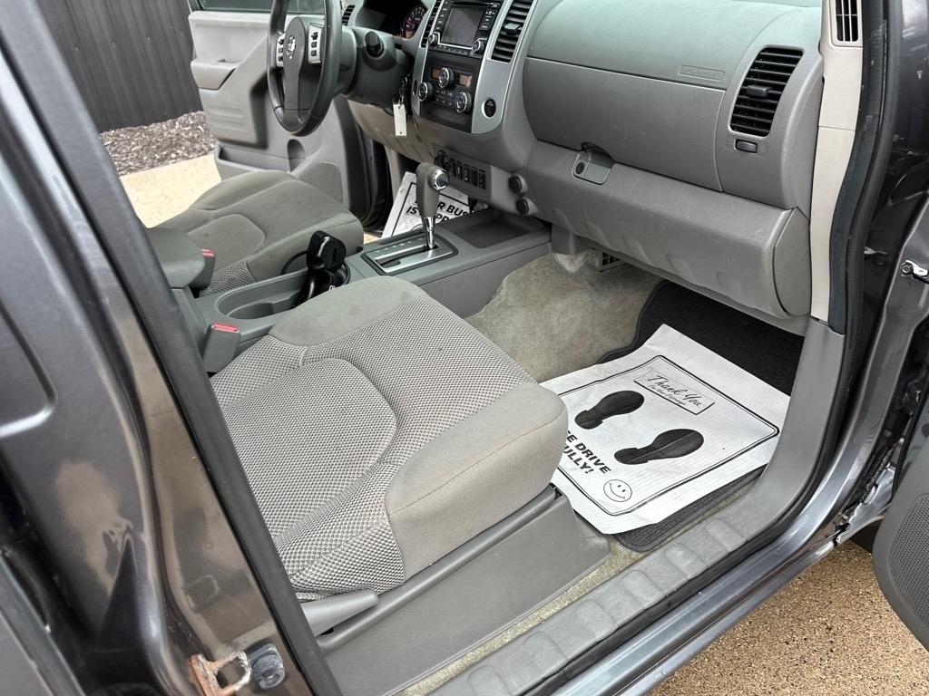 Nissan Frontier 4WD Crew Cab SWB Auto SV 2016