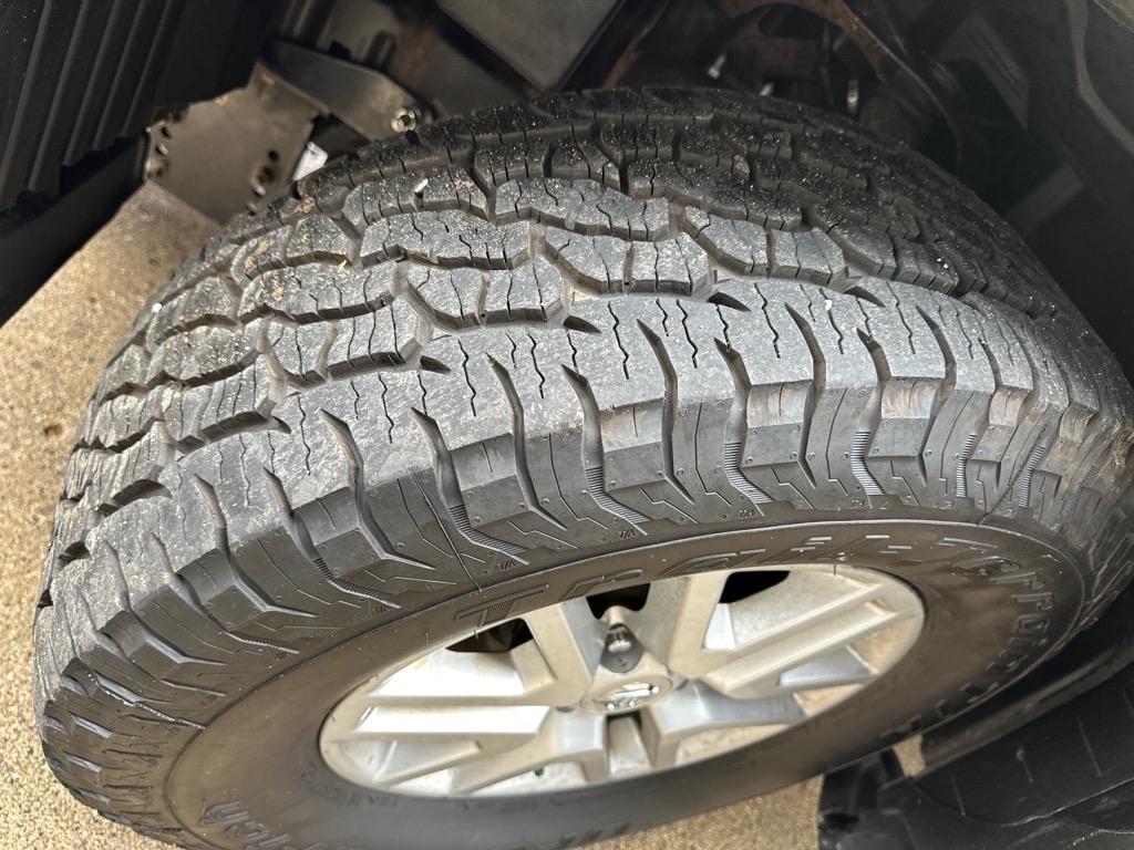 Nissan Frontier 4WD Crew Cab SWB Auto SV 2016