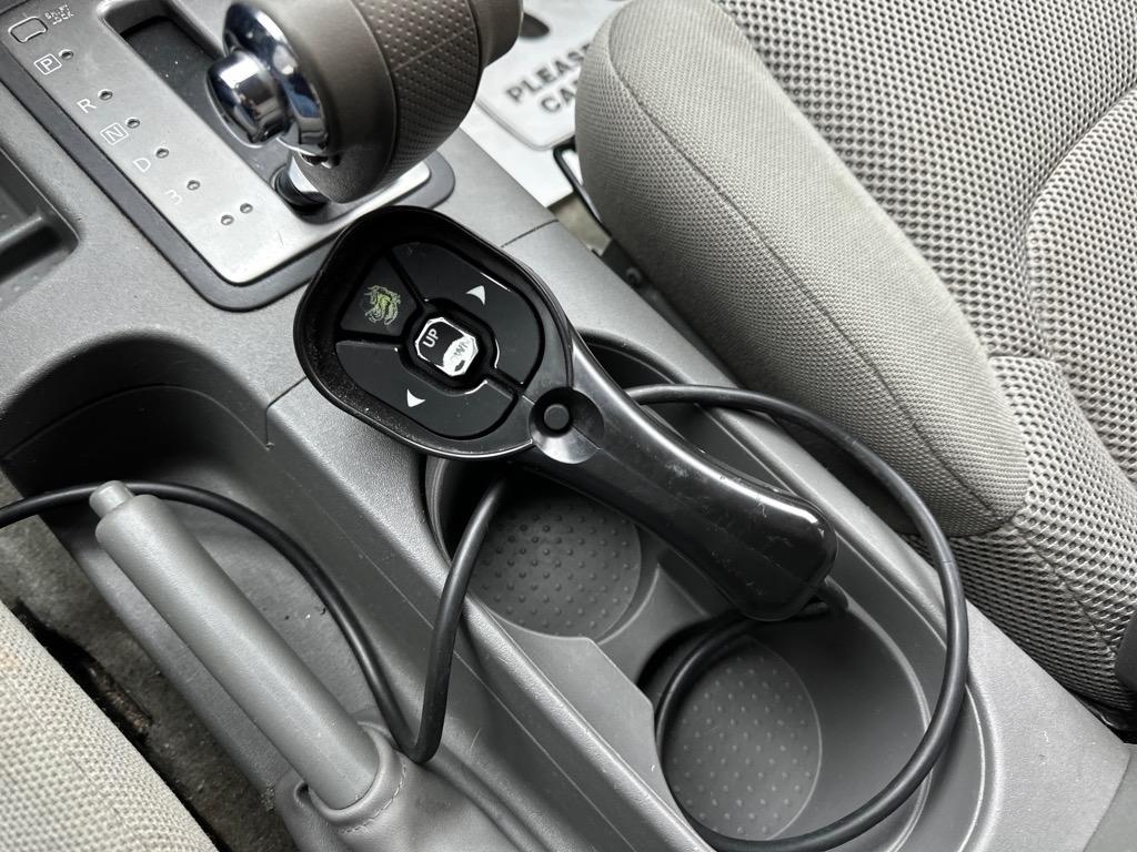 Nissan Frontier 4WD Crew Cab SWB Auto SV 2016