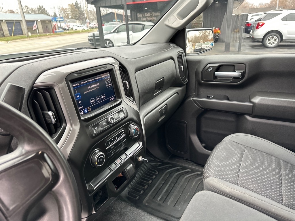 Chevrolet Silverado 1500 4WD Reg Cab 140" Work Truck 2021