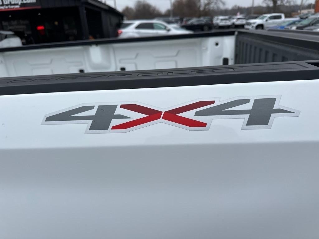 Chevrolet Silverado 1500 4WD Reg Cab 140" Work Truck 2021