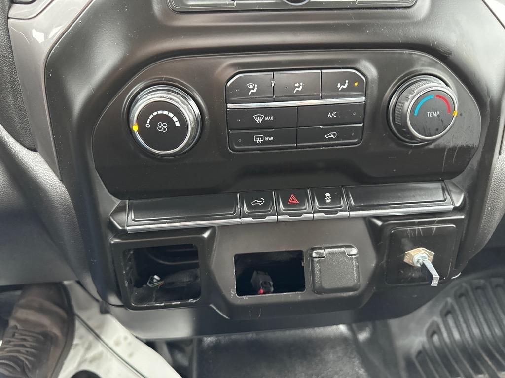 Chevrolet Silverado 1500 4WD Reg Cab 140" Work Truck 2021