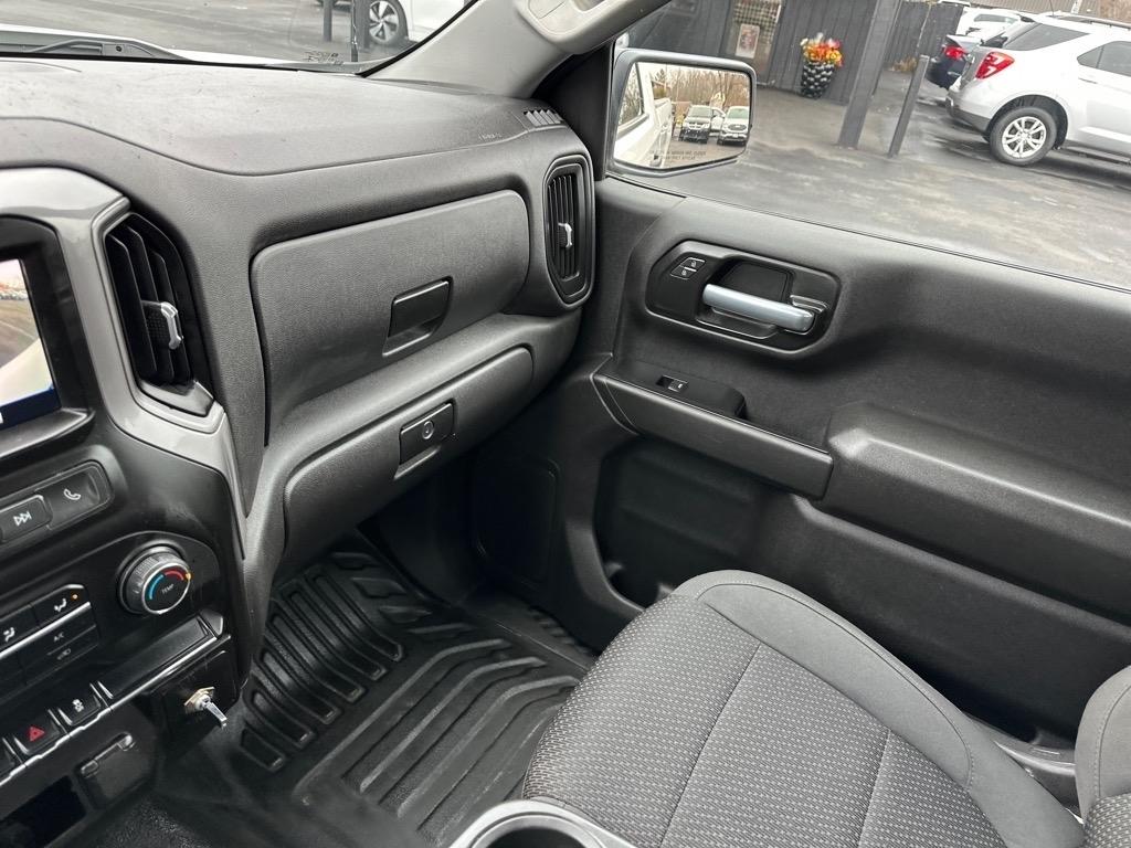 Chevrolet Silverado 1500 4WD Reg Cab 140" Work Truck 2021