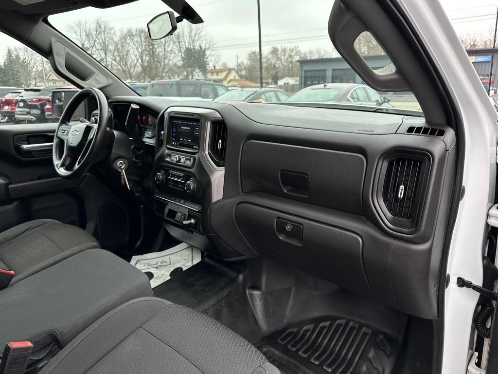 Chevrolet Silverado 1500 4WD Reg Cab 140" Work Truck 2021