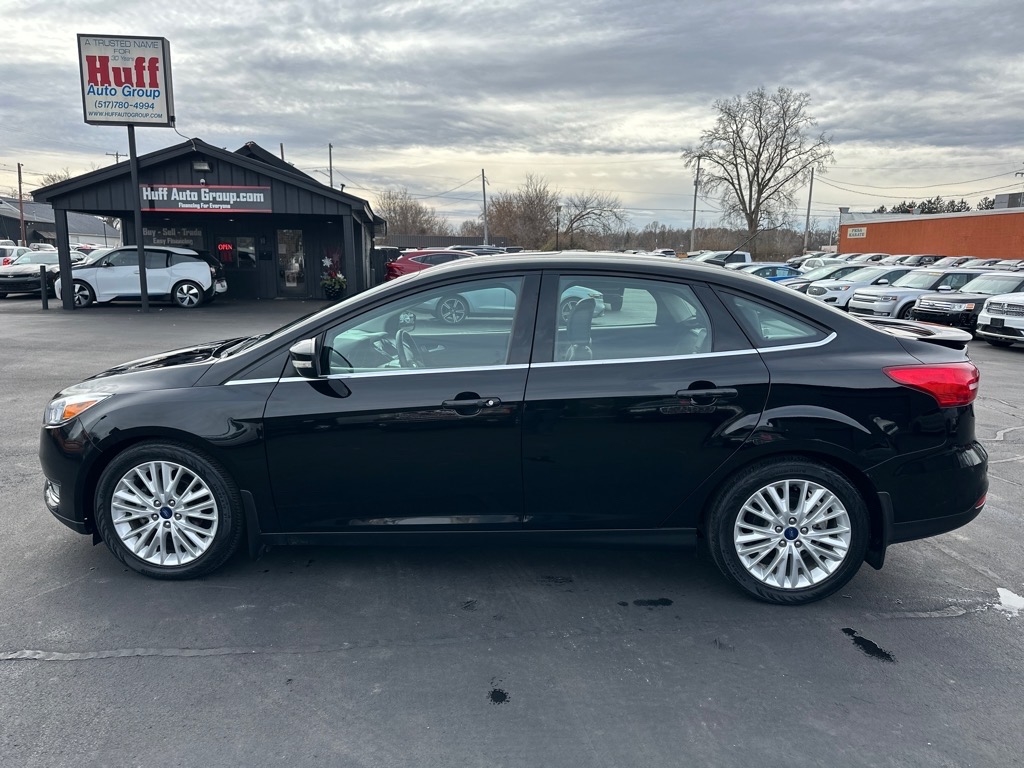 Ford Focus Titanium Sedan 2018