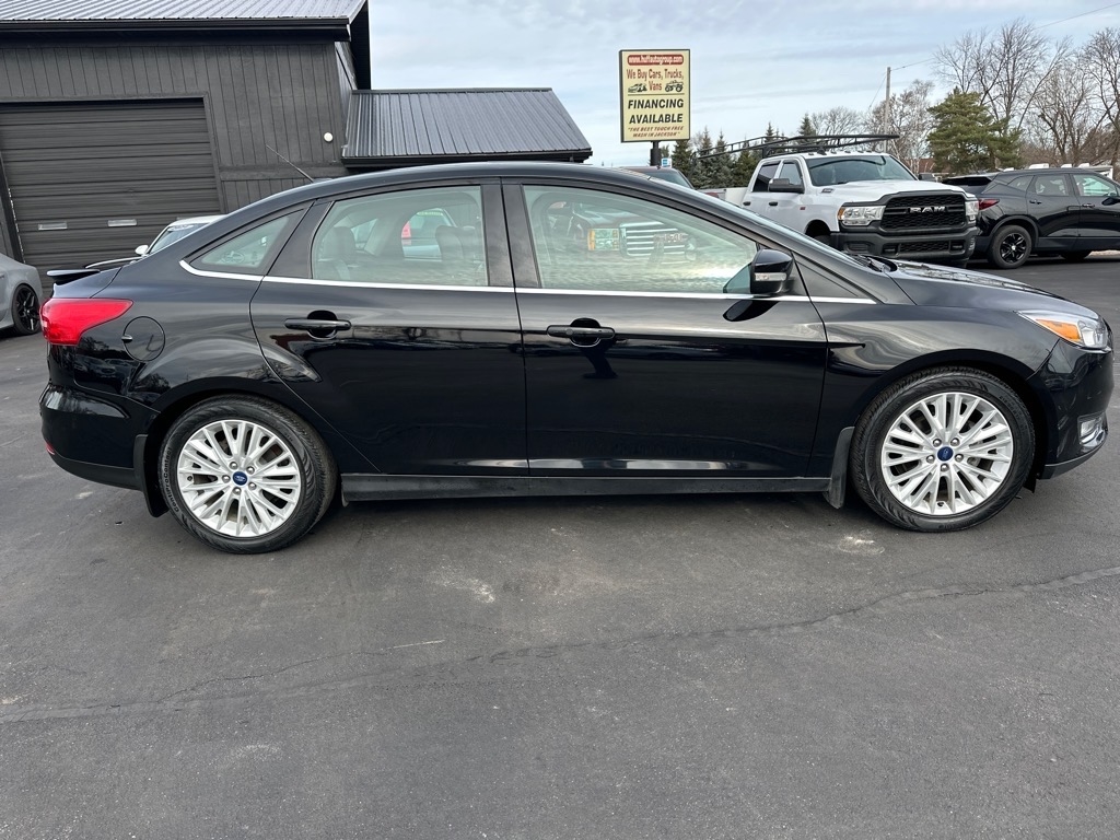 Ford Focus Titanium Sedan 2018