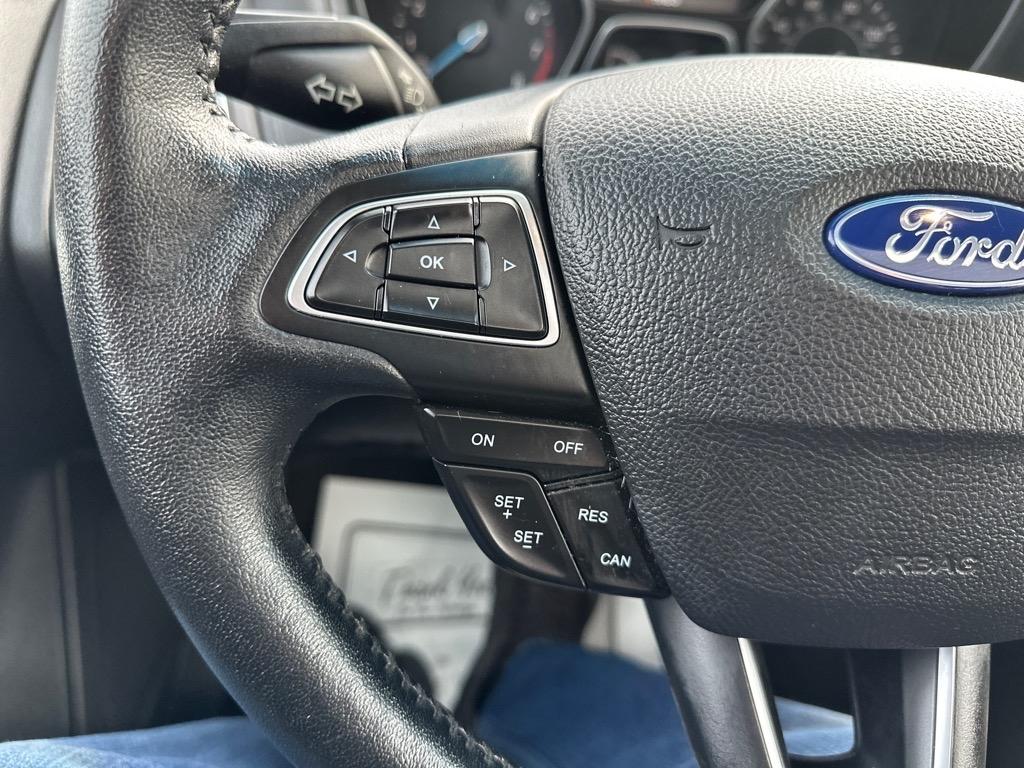 Ford Focus Titanium Sedan 2018