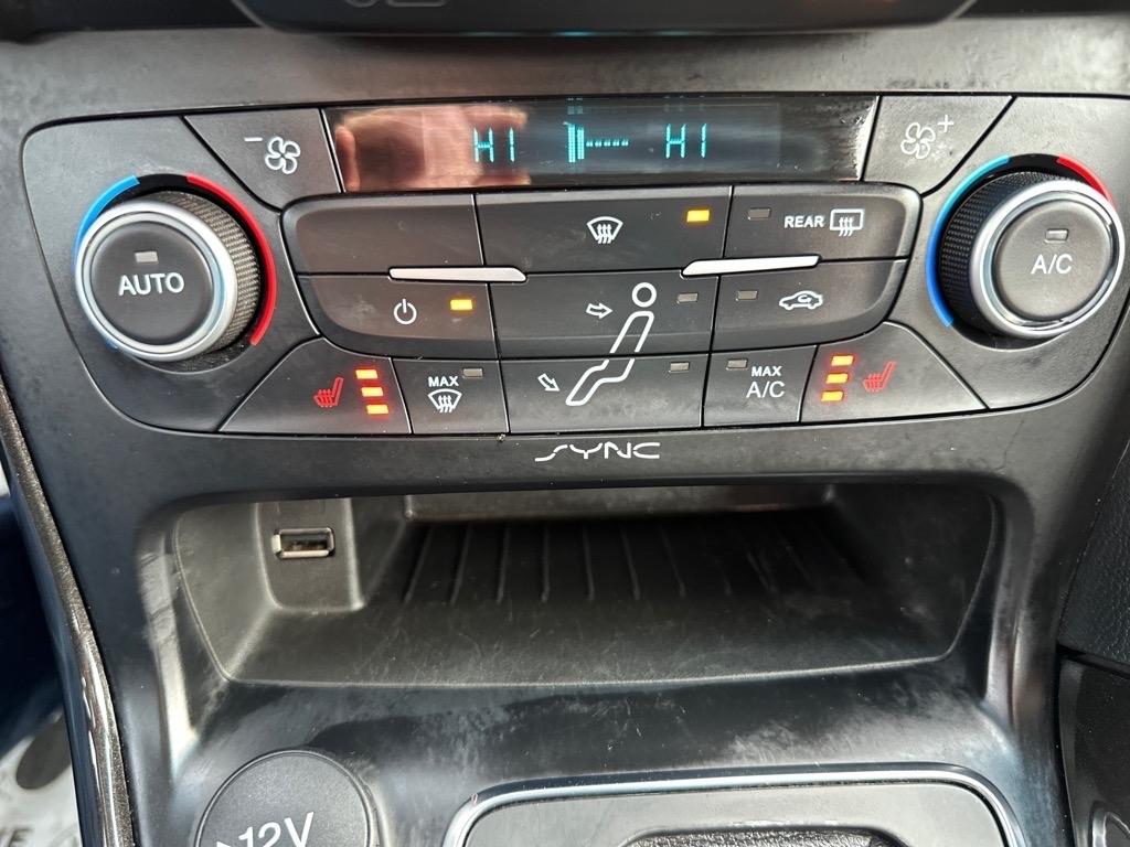 Ford Focus Titanium Sedan 2018