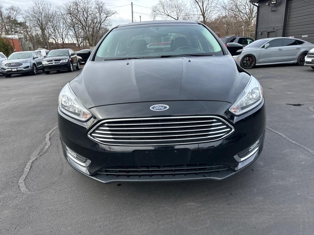 Ford Focus Titanium Sedan 2018