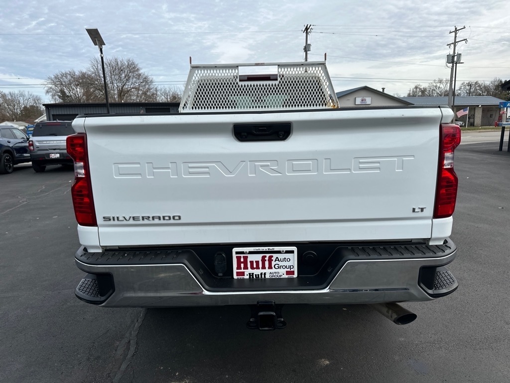 2023 Chevrolet Silverado 2500HD LT photo 4