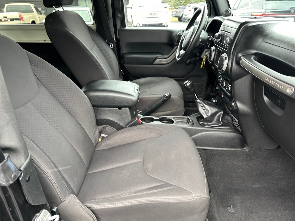 Jeep Wrangler 4WD 2dr Sport 2014