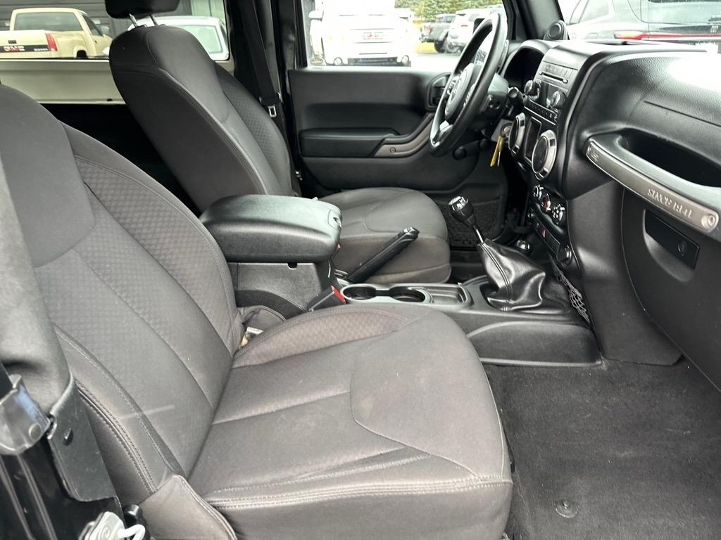 Jeep Wrangler 4WD 2dr Sport 2014