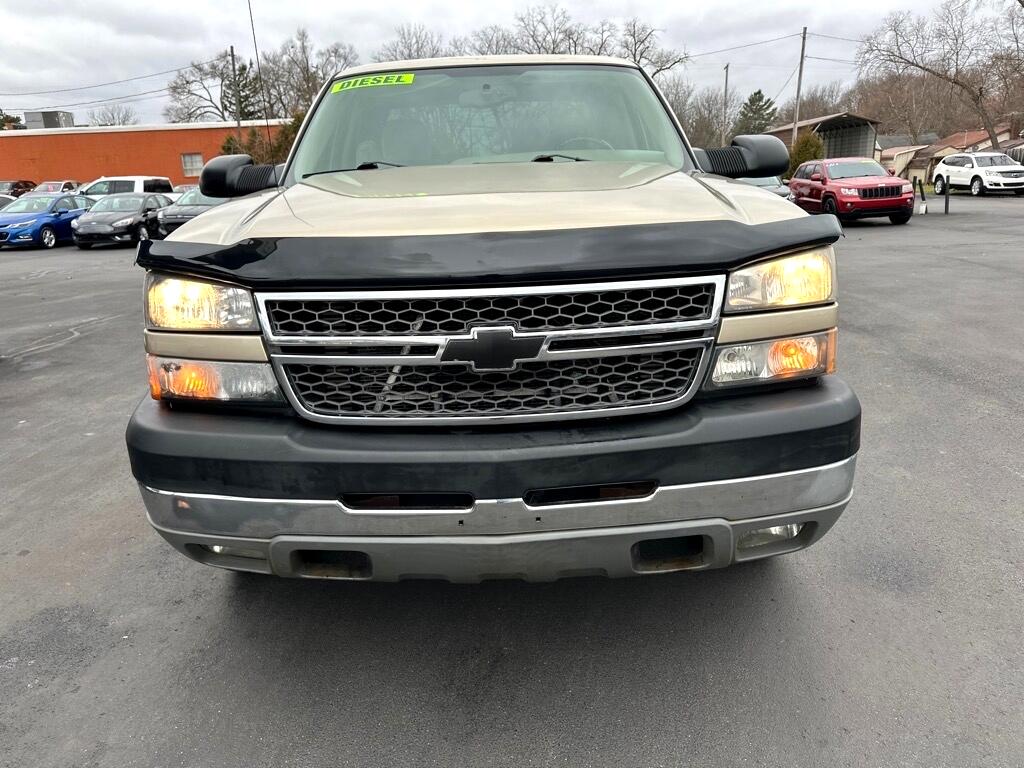 Chevrolet Silverado 2500HD Ext Cab 143.5" WB 4WD LS 2005