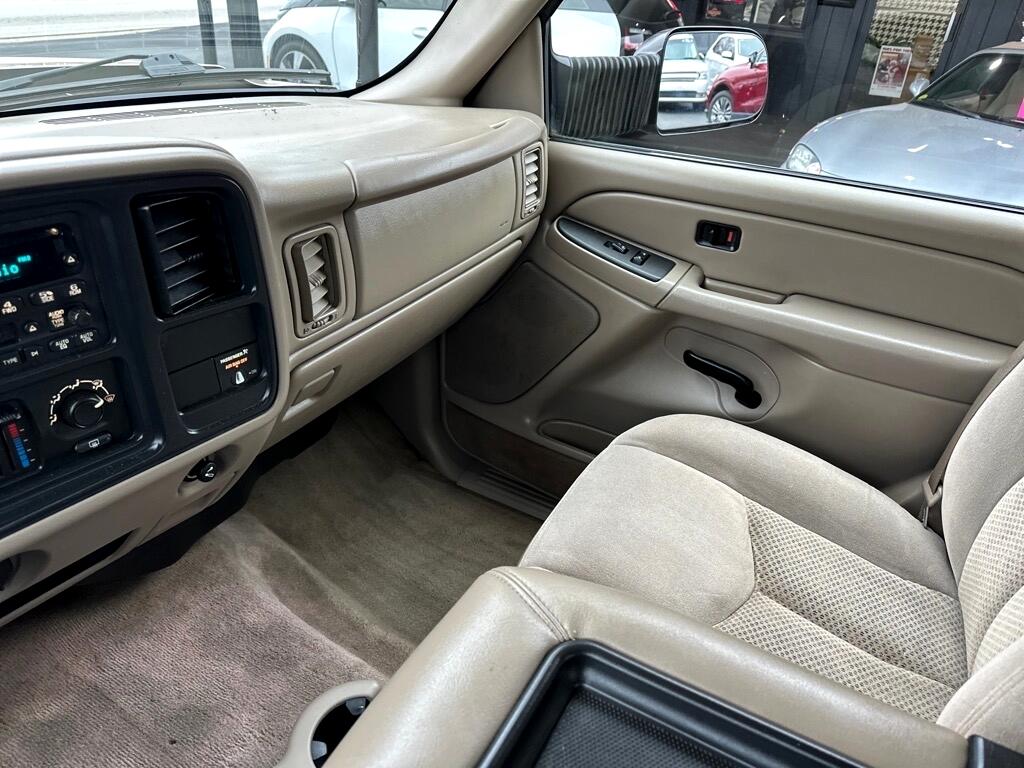 Chevrolet Silverado 2500HD Ext Cab 143.5" WB 4WD LS 2005