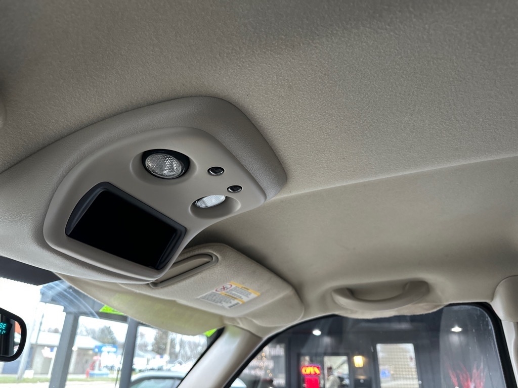 Chevrolet Silverado 2500HD Ext Cab 143.5" WB 4WD LS 2005