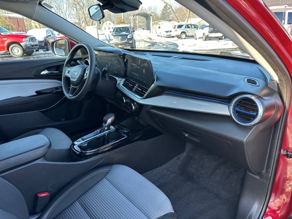 Chevrolet Trax FWD 4dr LT 2025