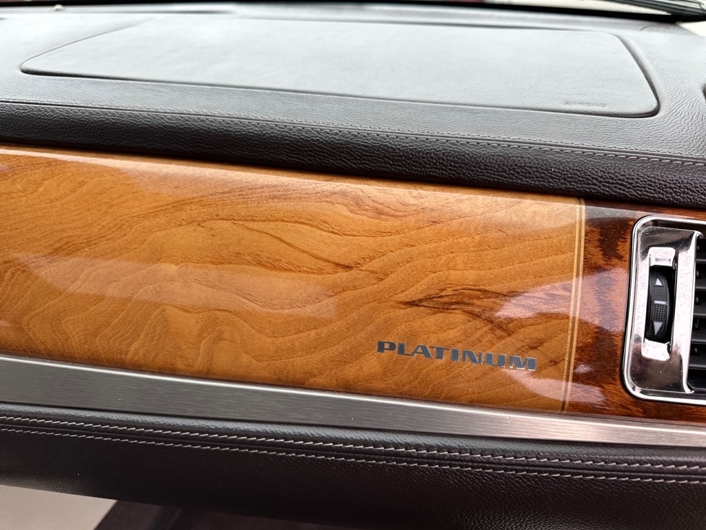 Cadillac Escalade AWD 4dr Platinum 2014