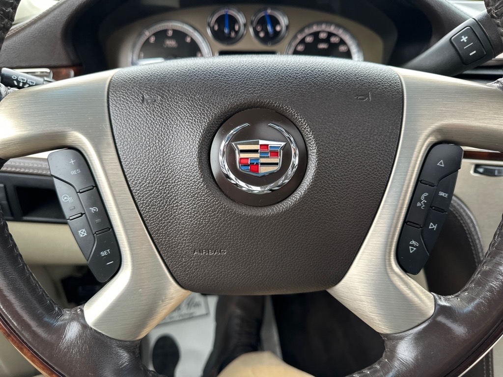 Cadillac Escalade AWD 4dr Platinum 2014