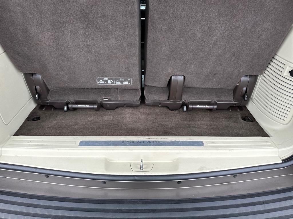 Cadillac Escalade AWD 4dr Platinum 2014