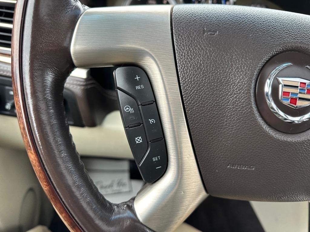 Cadillac Escalade AWD 4dr Platinum 2014