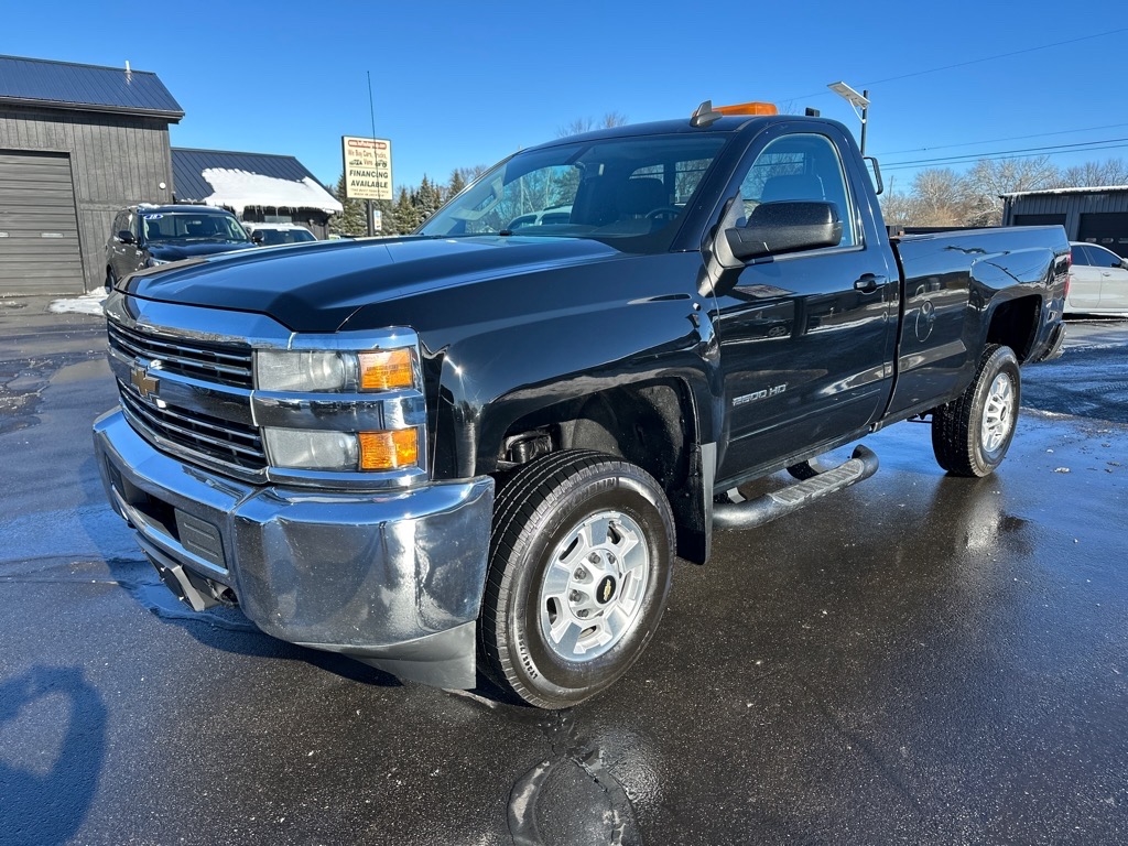 Chevrolet Silverado 2500HD 4WD Reg Cab 133.6" LT 2018