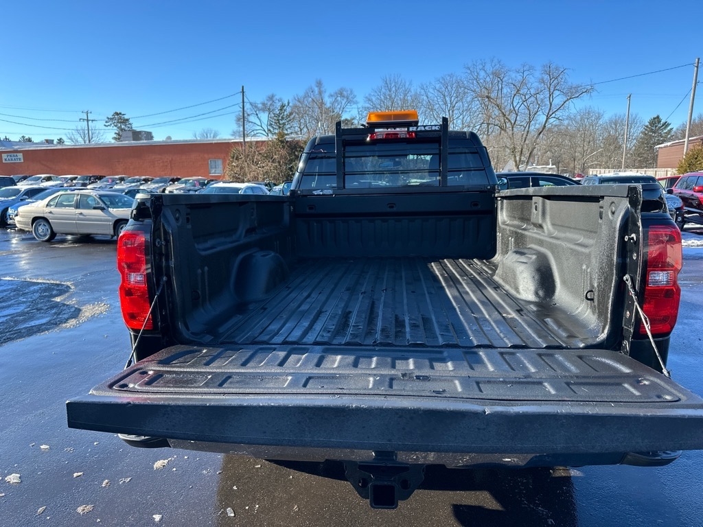 Chevrolet Silverado 2500HD 4WD Reg Cab 133.6" LT 2018