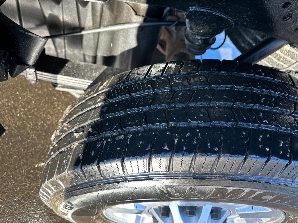 Chevrolet Silverado 2500HD 4WD Reg Cab 133.6" LT 2018