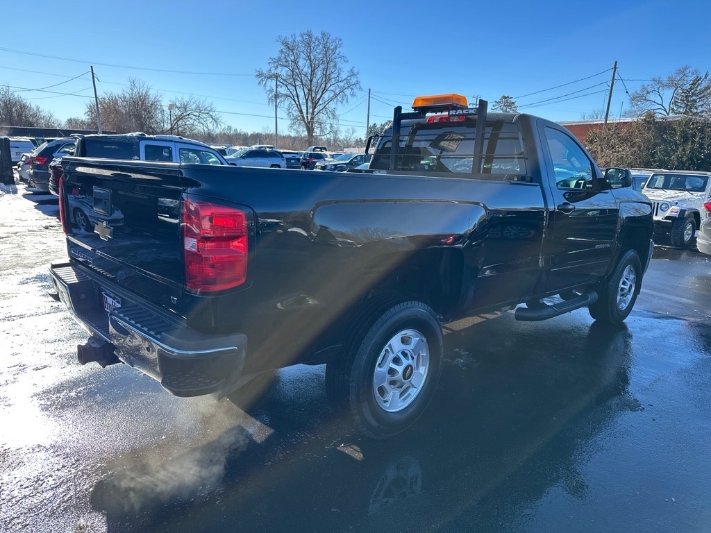 Chevrolet Silverado 2500HD 4WD Reg Cab 133.6" LT 2018