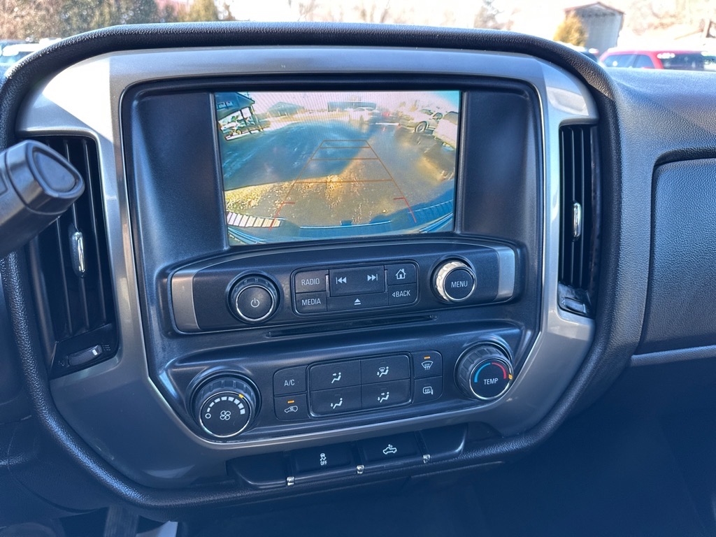 Chevrolet Silverado 2500HD 4WD Reg Cab 133.6" LT 2018