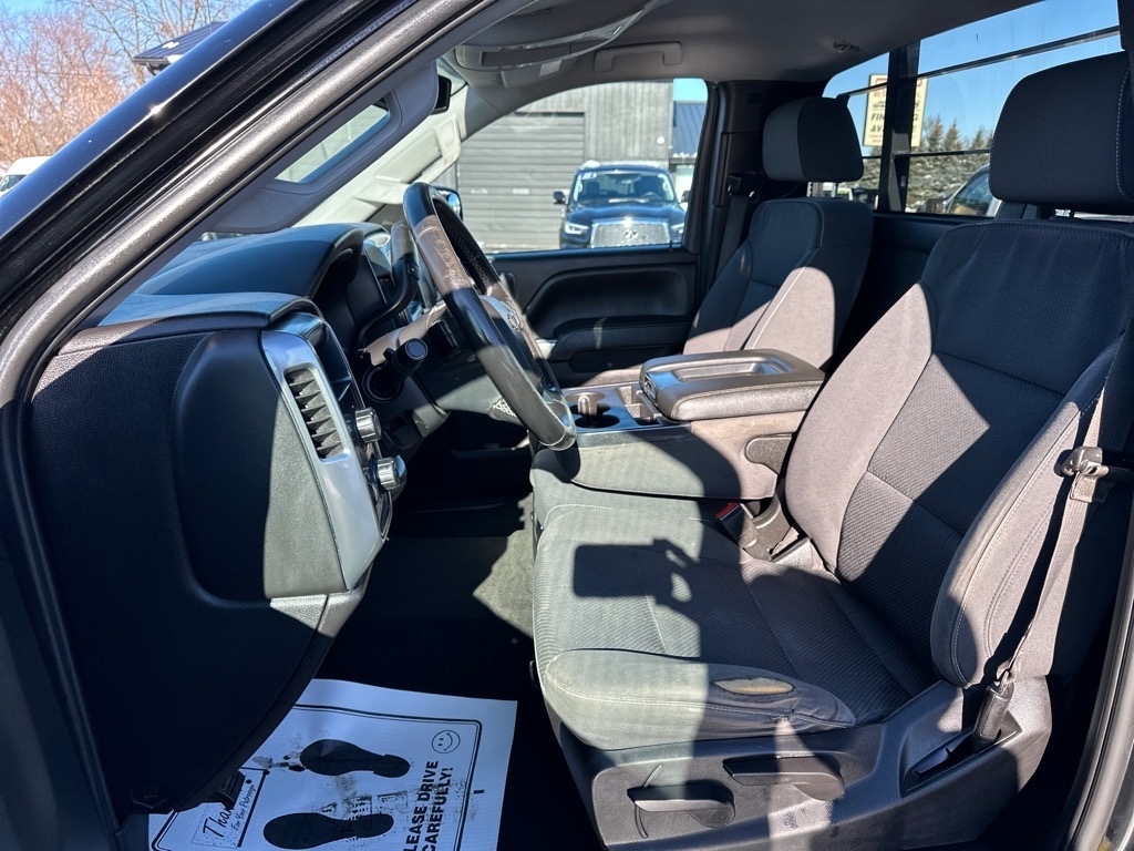 Chevrolet Silverado 2500HD 4WD Reg Cab 133.6" LT 2018