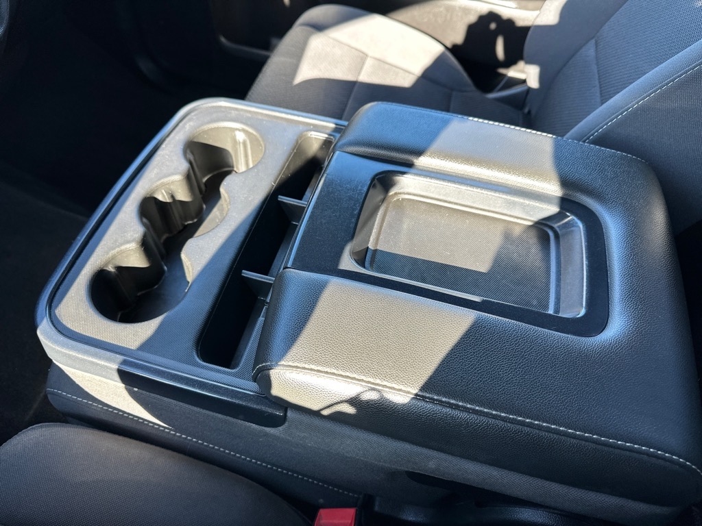 Chevrolet Silverado 2500HD 4WD Reg Cab 133.6" LT 2018