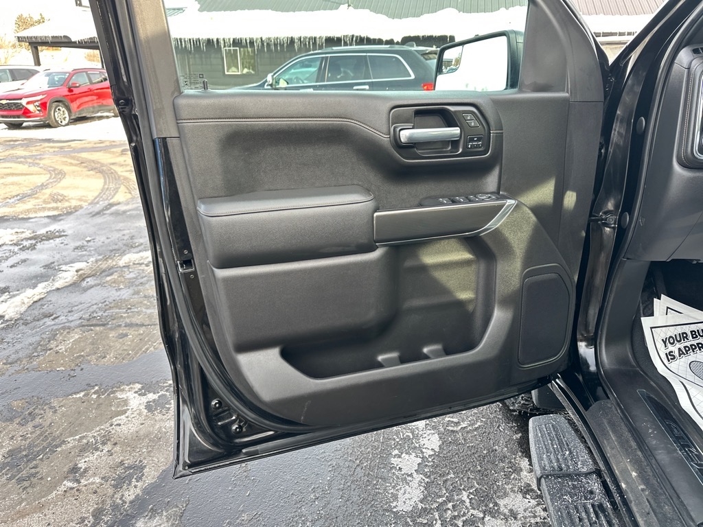 GMC Sierra 1500 4WD Crew Cab 157" AT4 2021