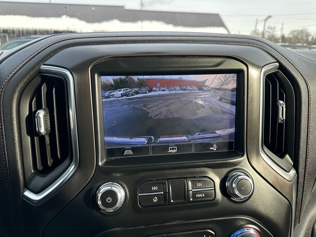 GMC Sierra 1500 4WD Crew Cab 157" AT4 2021