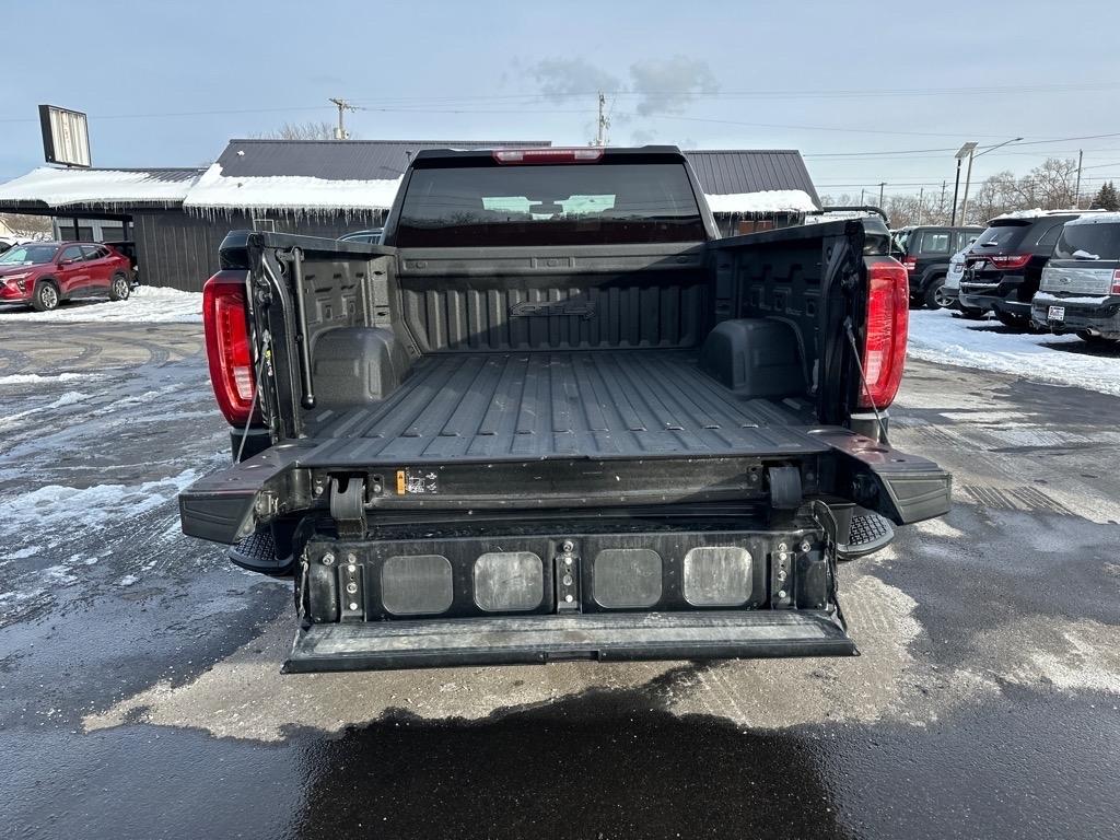 GMC Sierra 1500 4WD Crew Cab 157" AT4 2021