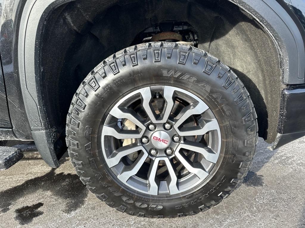 GMC Sierra 1500 4WD Crew Cab 157" AT4 2021