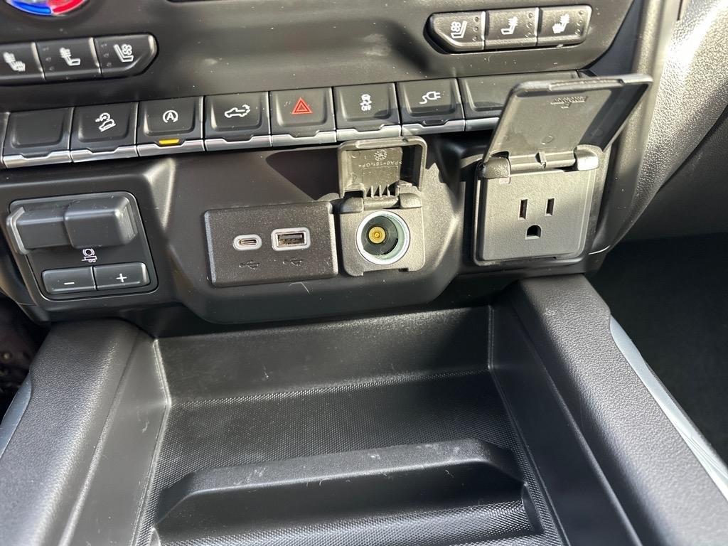 GMC Sierra 1500 4WD Crew Cab 157" AT4 2021