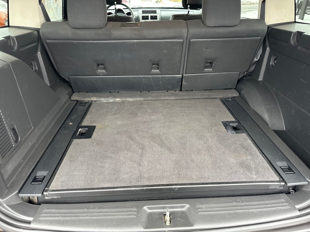 Dodge Nitro 4WD 4dr Heat 2011