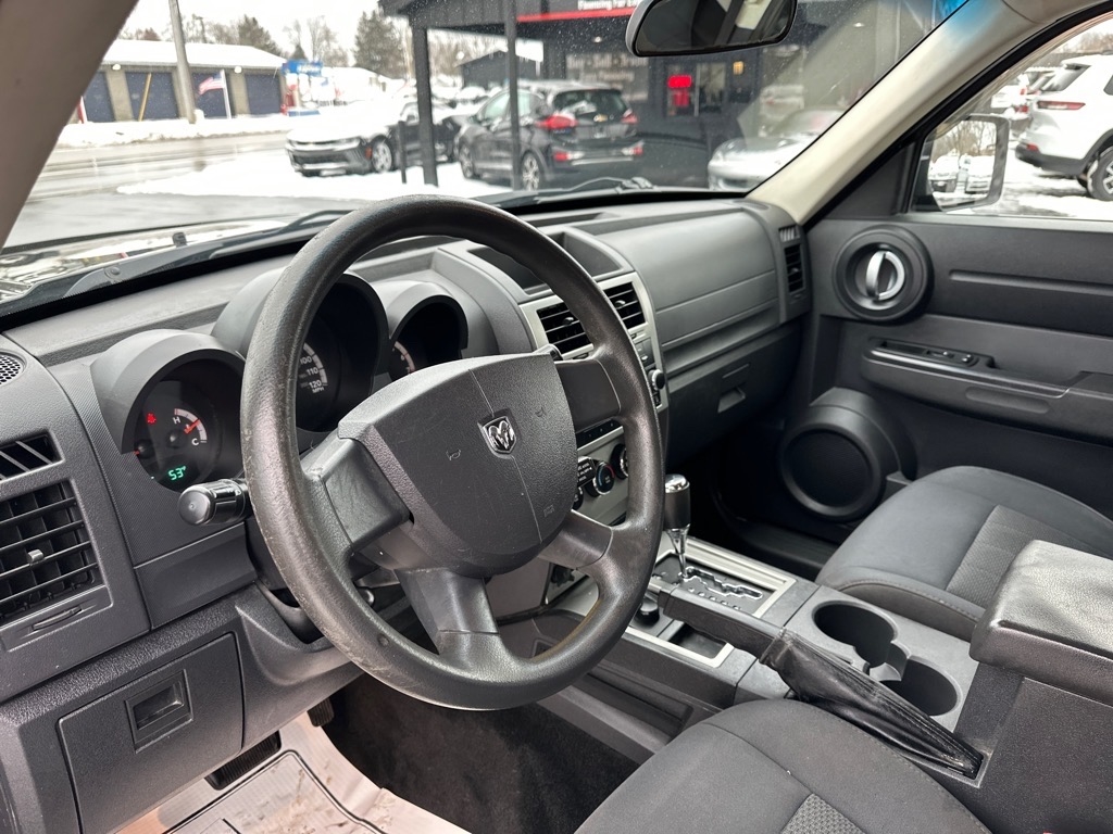 Dodge Nitro 4WD 4dr Heat 2011