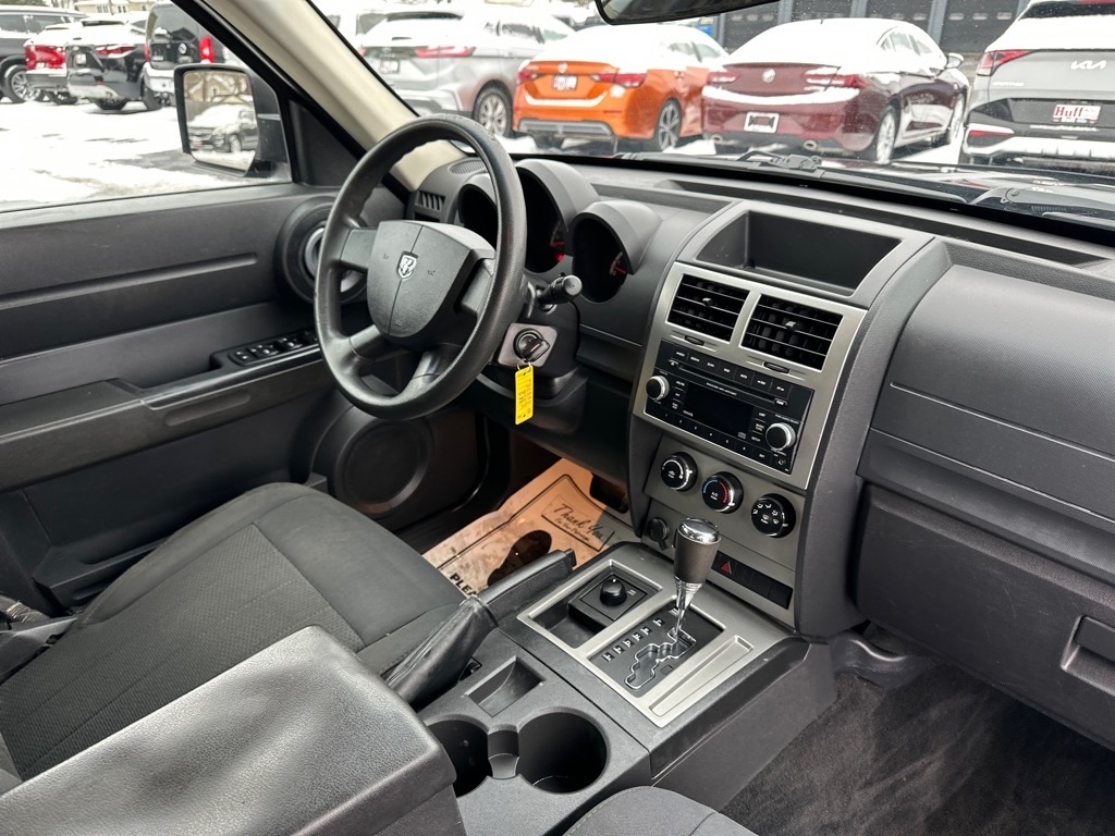 Dodge Nitro 4WD 4dr Heat 2011