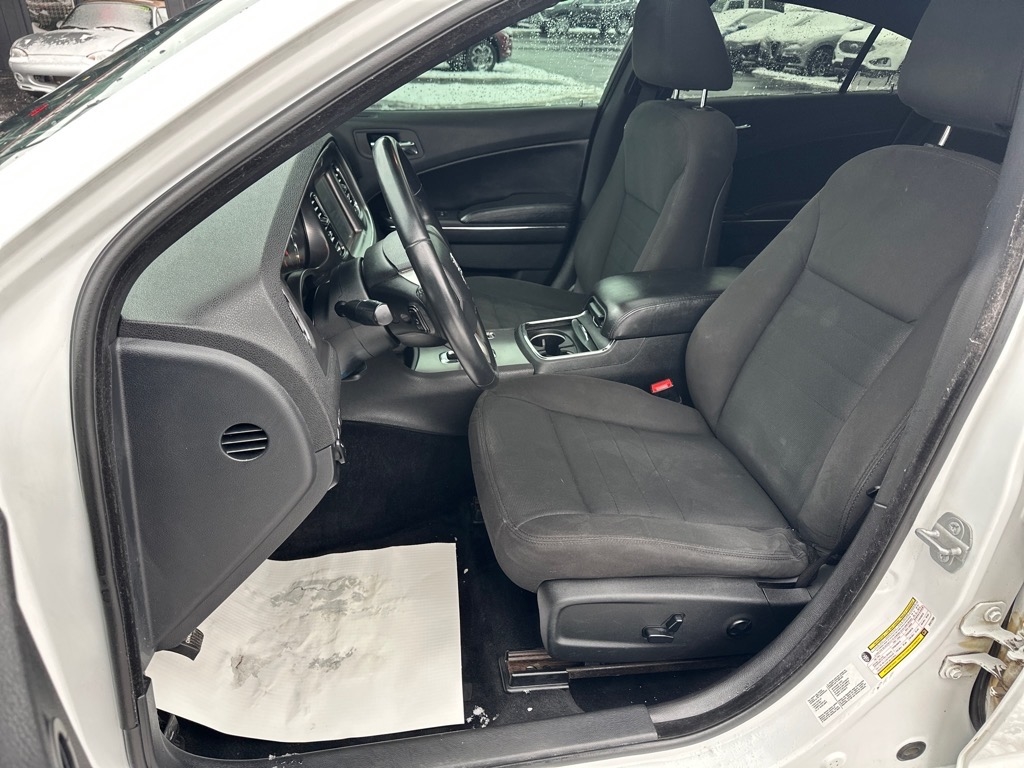 Dodge Charger 4dr Sdn SXT RWD 2014