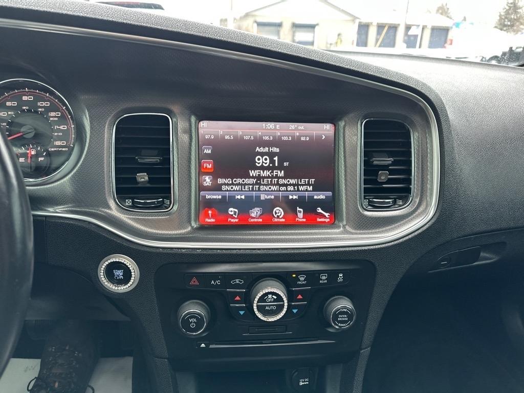 Dodge Charger 4dr Sdn SXT RWD 2014