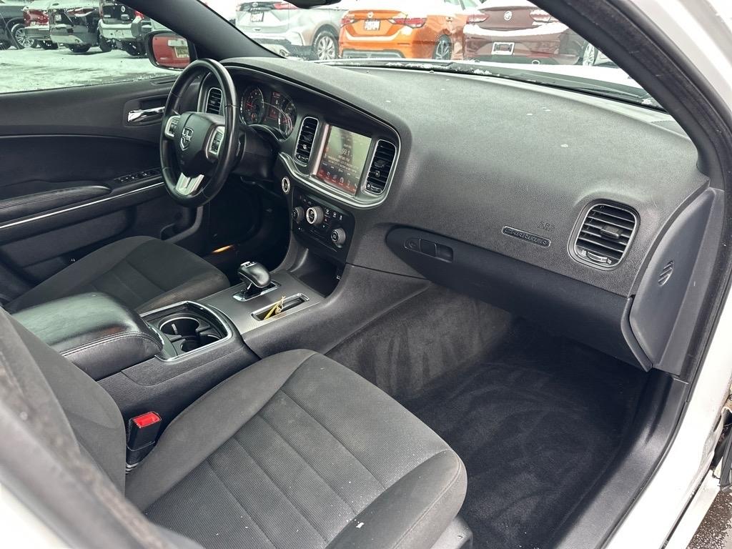 Dodge Charger 4dr Sdn SXT RWD 2014