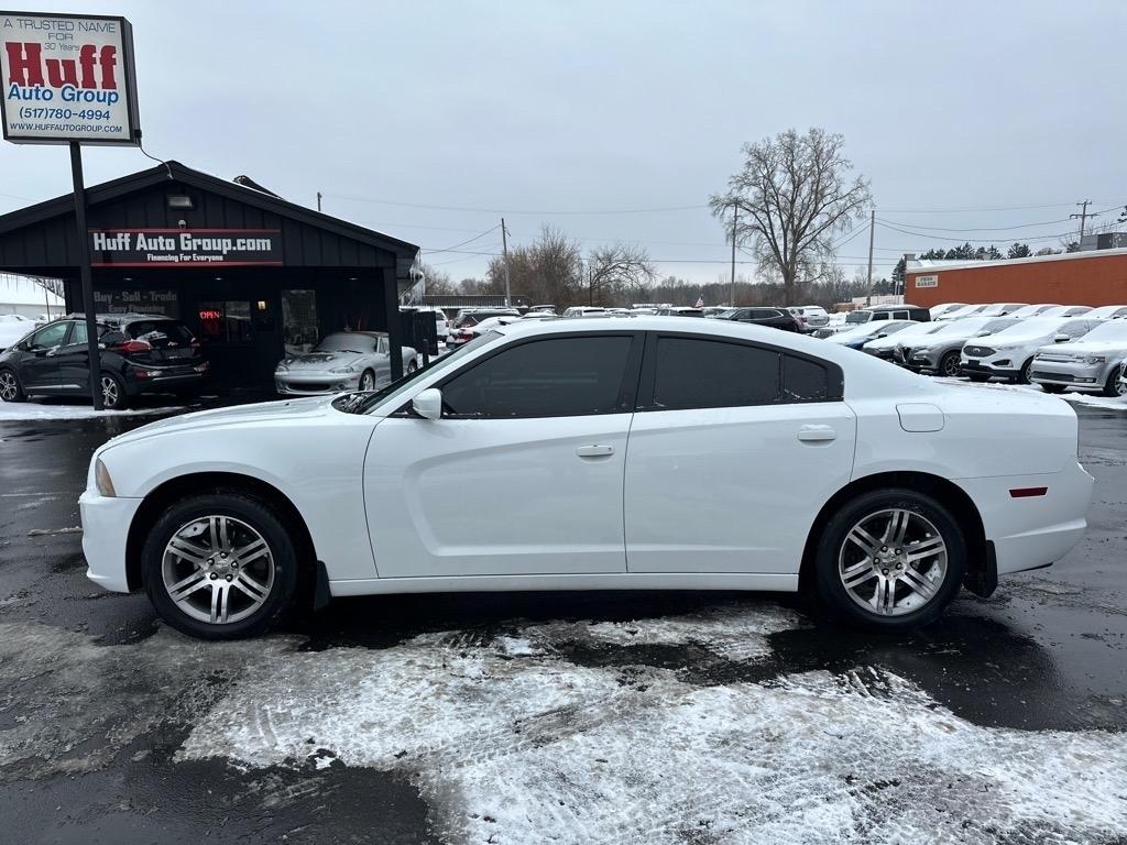 Dodge Charger 4dr Sdn SXT RWD 2014