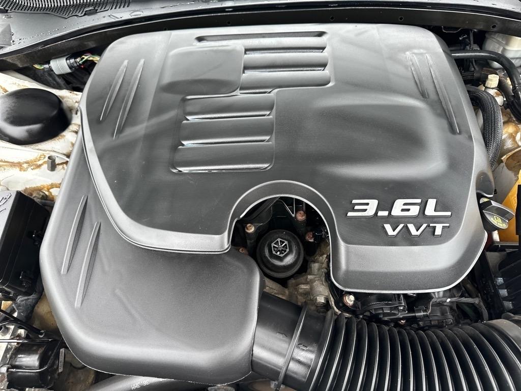 Dodge Charger 4dr Sdn SXT RWD 2014