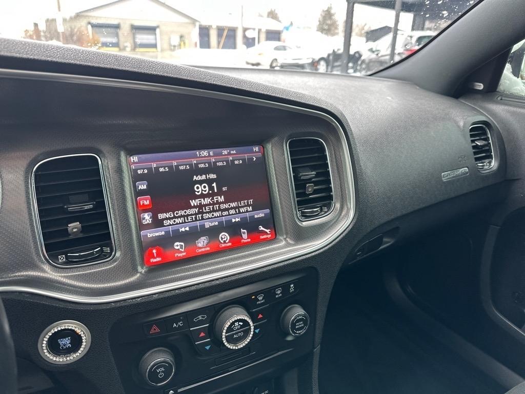 Dodge Charger 4dr Sdn SXT RWD 2014