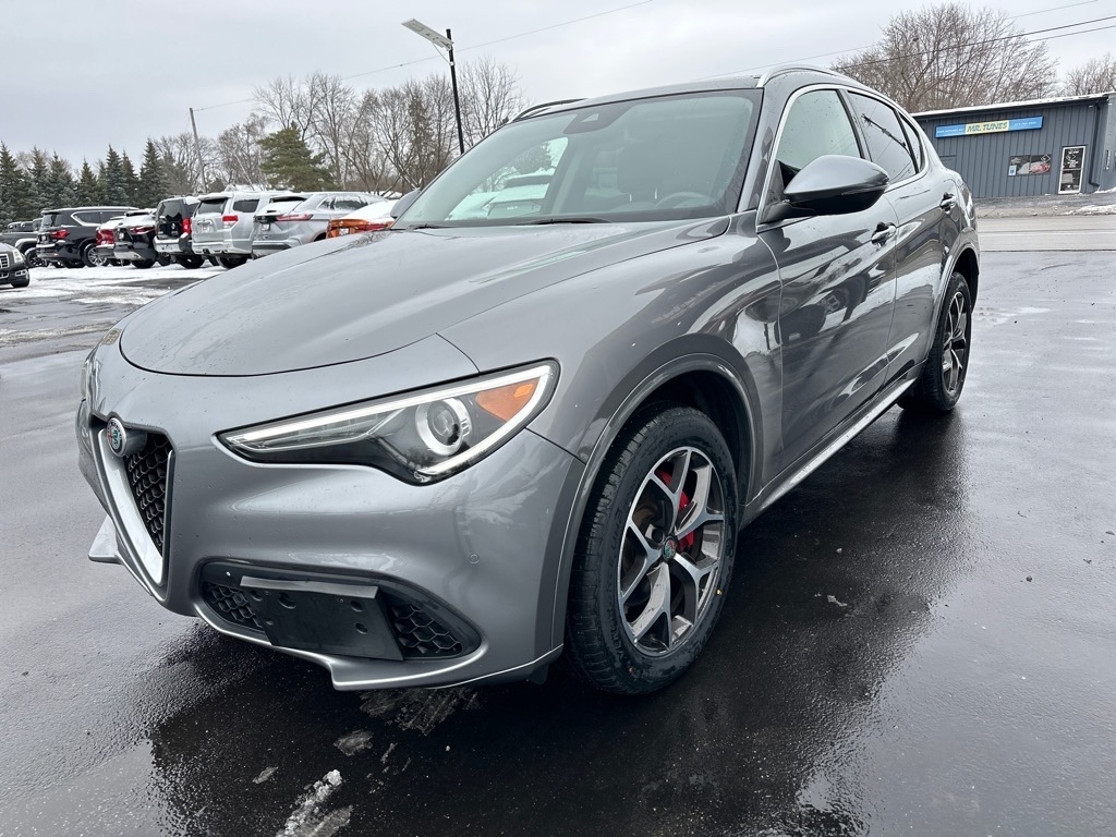 2021 Alfa Romeo Stelvio Ti AWD