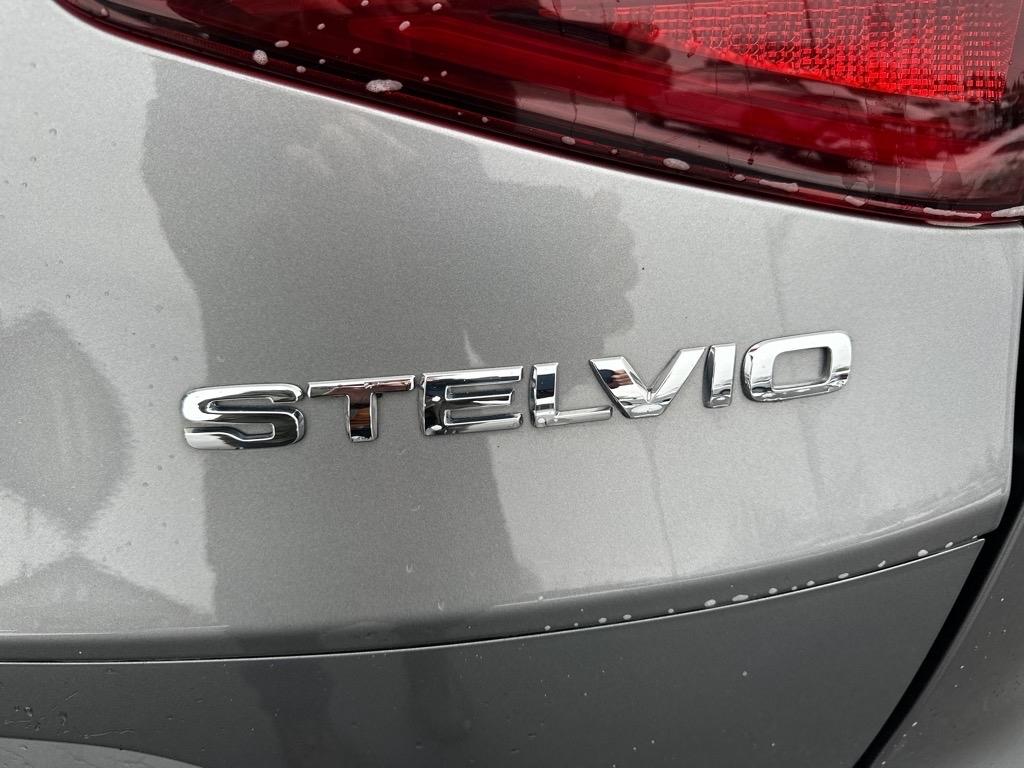 Alfa Romeo Stelvio Ti AWD 2021