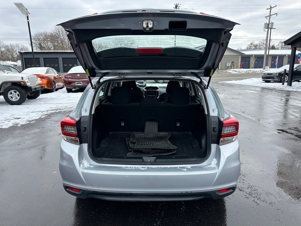 Subaru Impreza 5-door Manual 2020