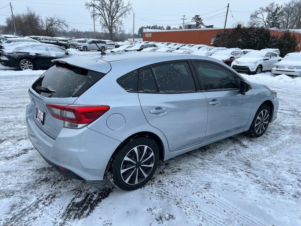 Subaru Impreza 5-door Manual 2020