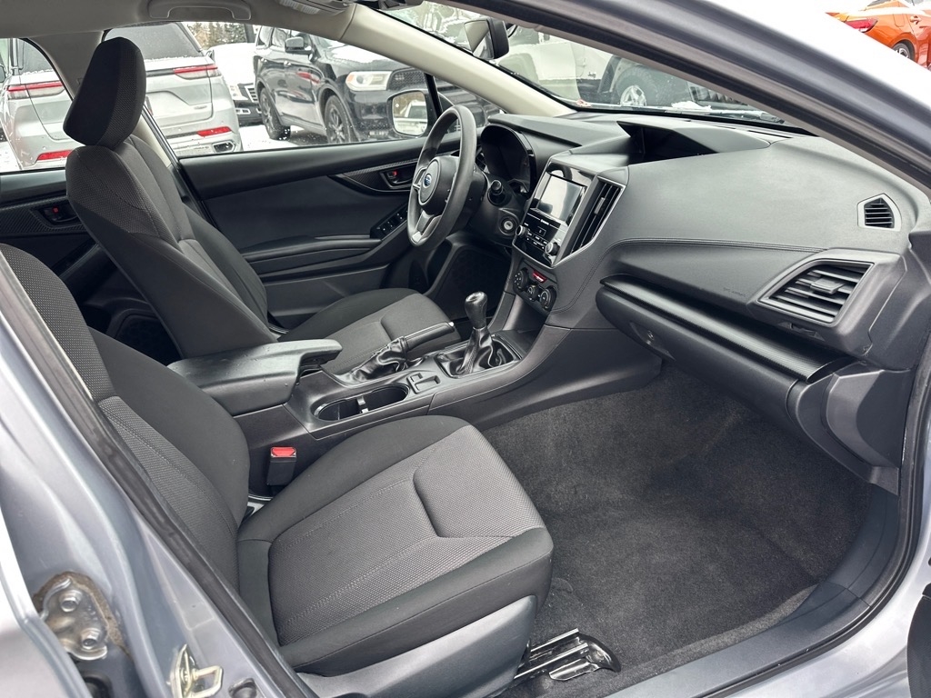 Subaru Impreza 5-door Manual 2020